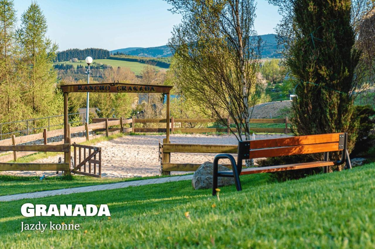 Granada Pensjonat & Spa دوشنيكي زدروي المظهر الخارجي الصورة